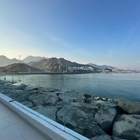 Al Dana Sea View Villa フジャイラ エクステリア 写真