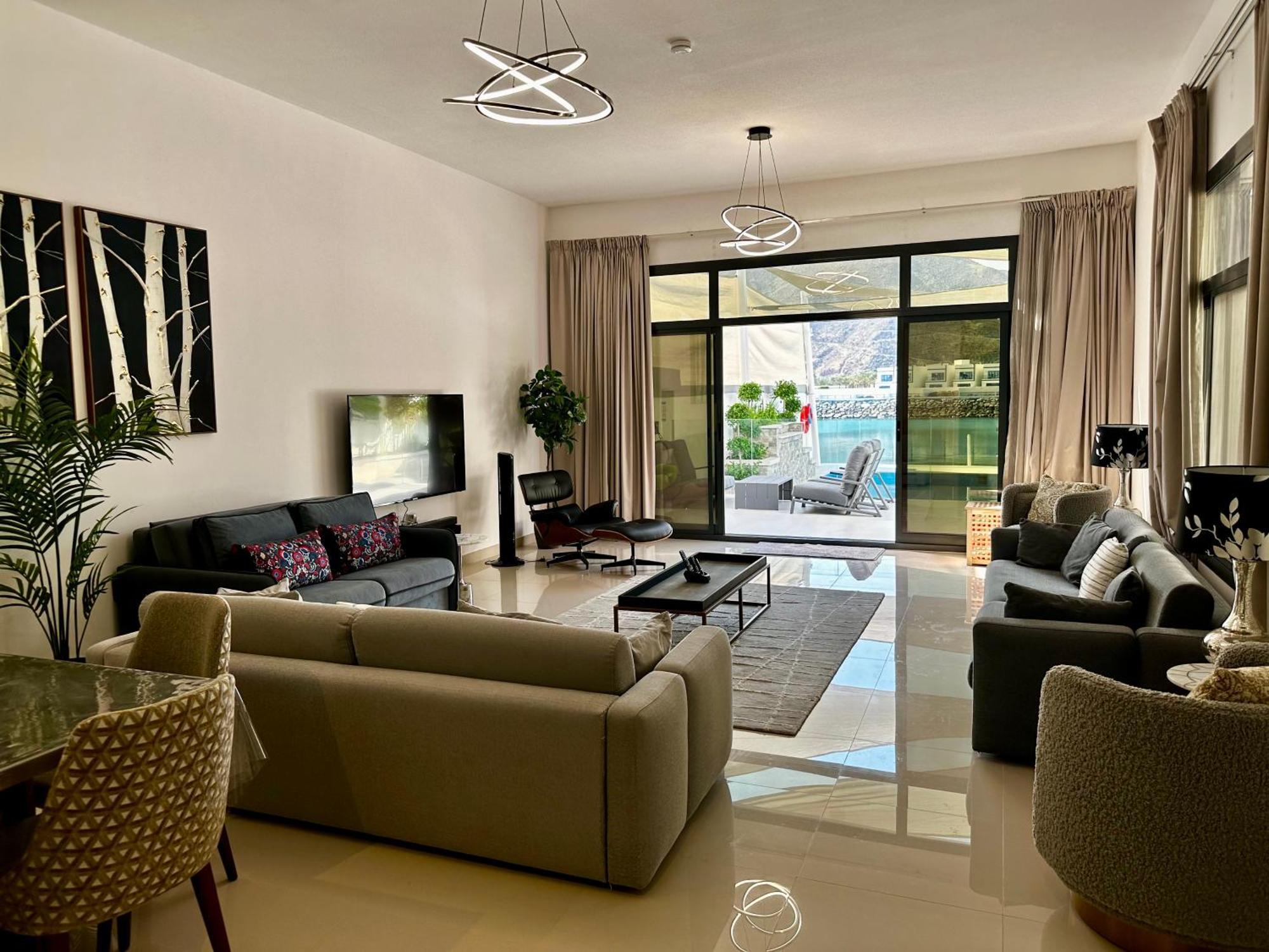 Al Dana Sea View Villa フジャイラ エクステリア 写真