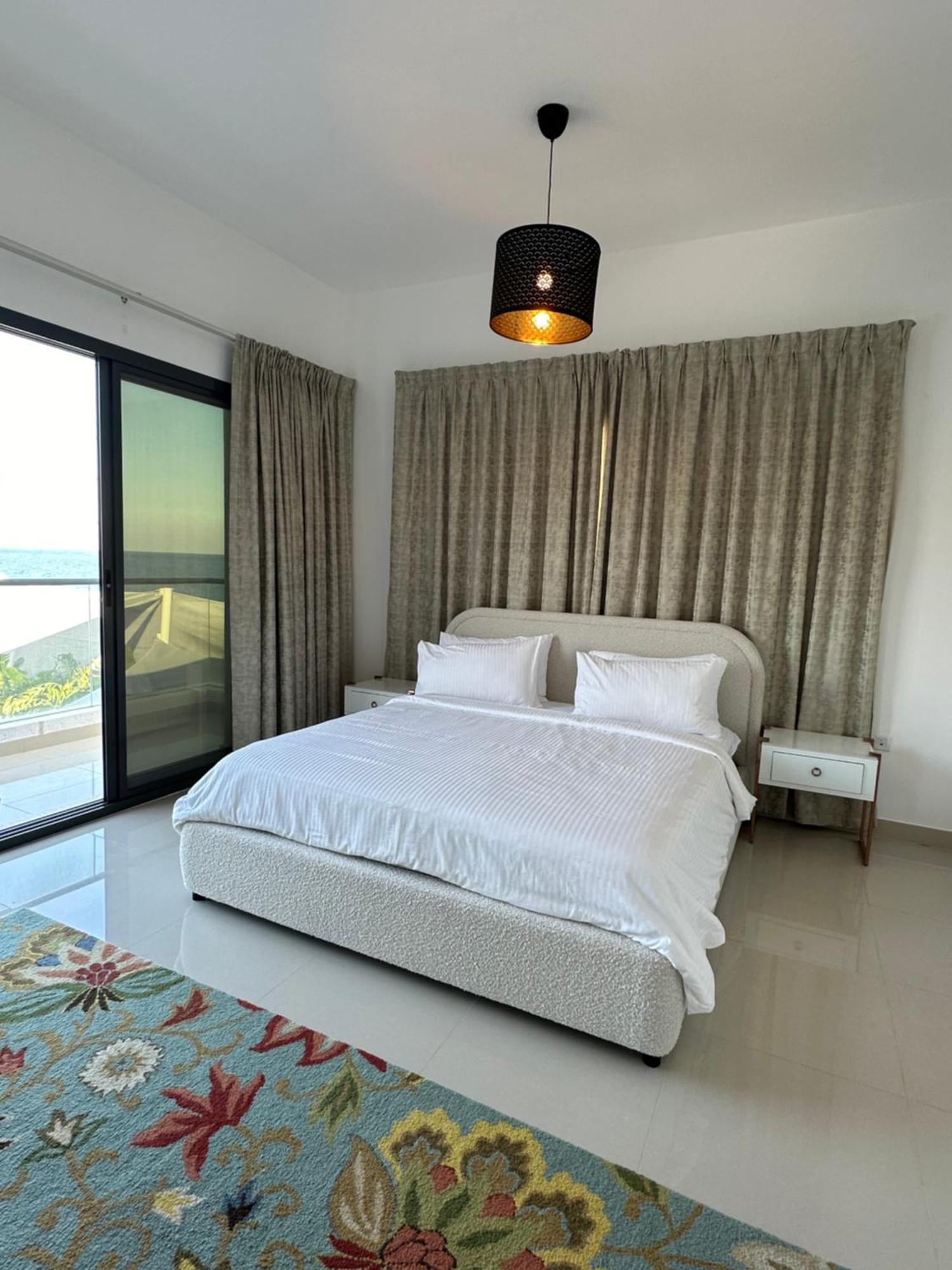 Al Dana Sea View Villa フジャイラ エクステリア 写真